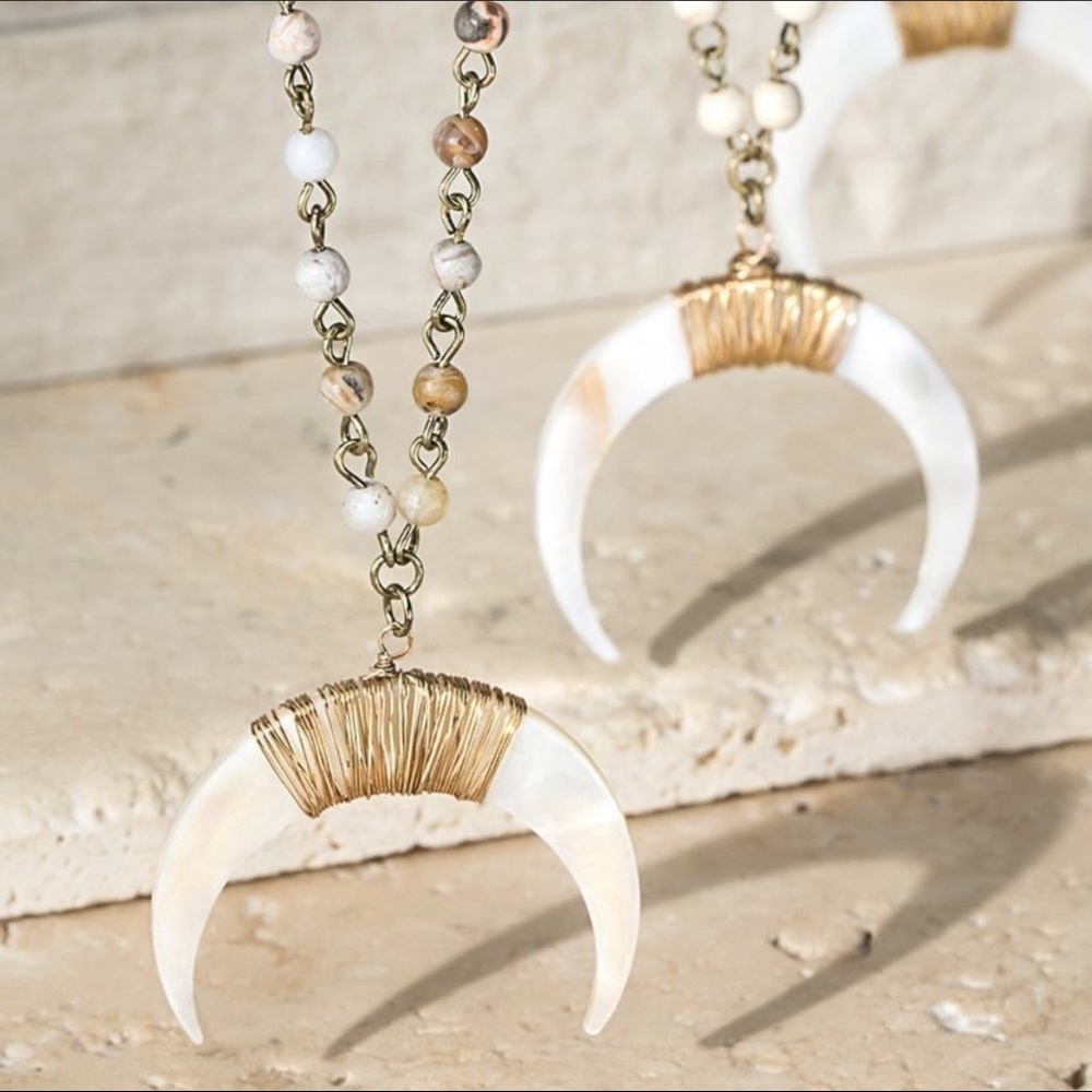 Crescent Horn Necklace